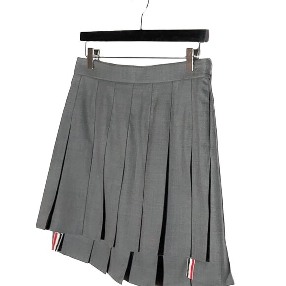 Thom Browne Grey Wool Pleated Skirt - Picture 2 of 12
